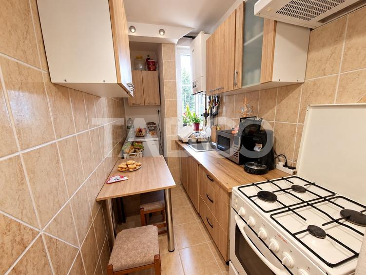 Apartament cu 2 camere nedecomandat, mobilat în Mihai Viteazul