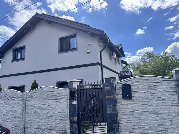 Casă cu 1 camere cu Teren 517 Mp în Noua