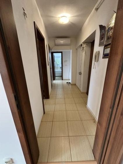 Apartament cu 2 camere decomandat în Tomis II