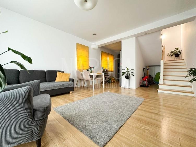 Duplex cu 5 camere cu Canalizare în Iris