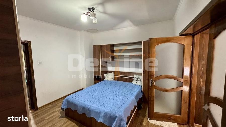 Casă cu 4 camere cu Teren 800 Mp în Muntenii de Jos