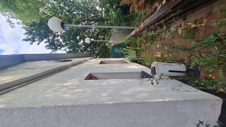 Casă cu 6 camere în Frumușica