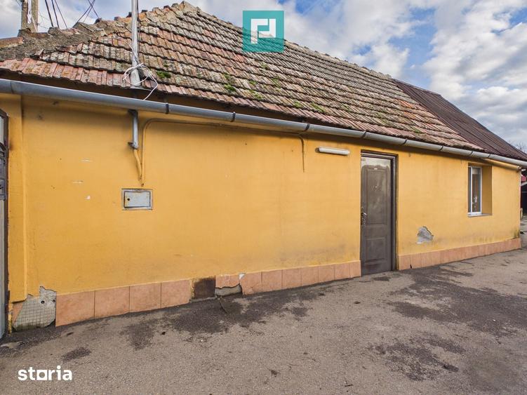 Casă cu 4 camere cu Teren 543 Mp în Eminescu