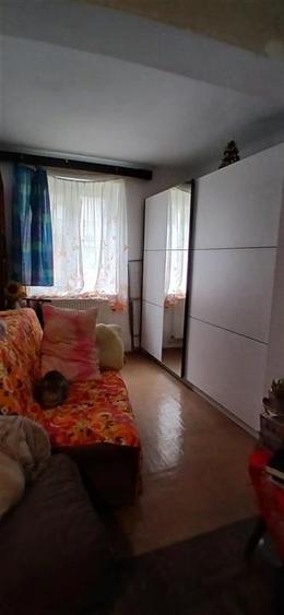 Apartament cu 2 camere nedecomandat în Centru Civic