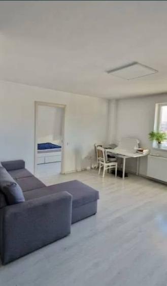 Apartament cu 2 camere semidecomandat în Dâmbul Rotund