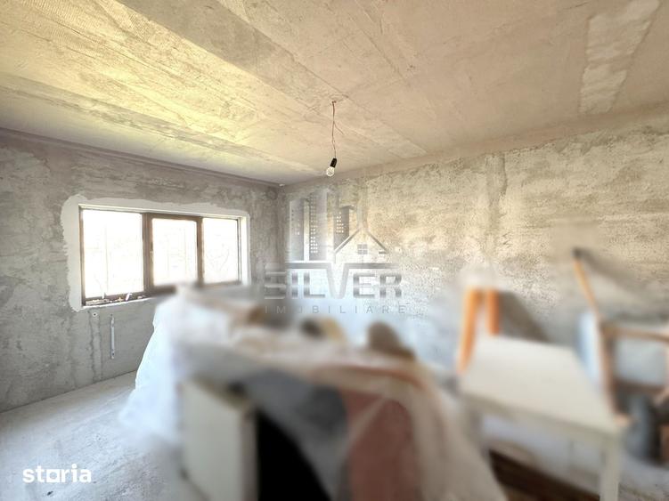 Casă cu 4 camere cu Teren 1000 Mp în Sânpaul