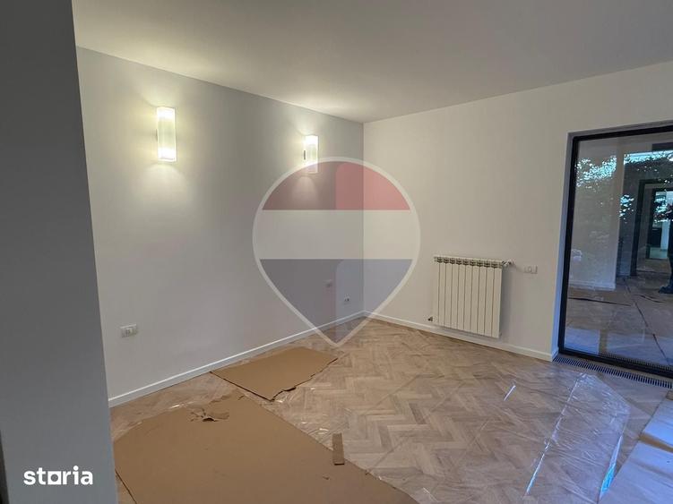 Apartament cu 3 camere în Primăverii