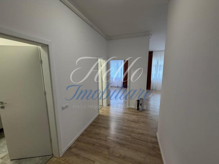 Apartament cu 3 camere decomandat în Florești