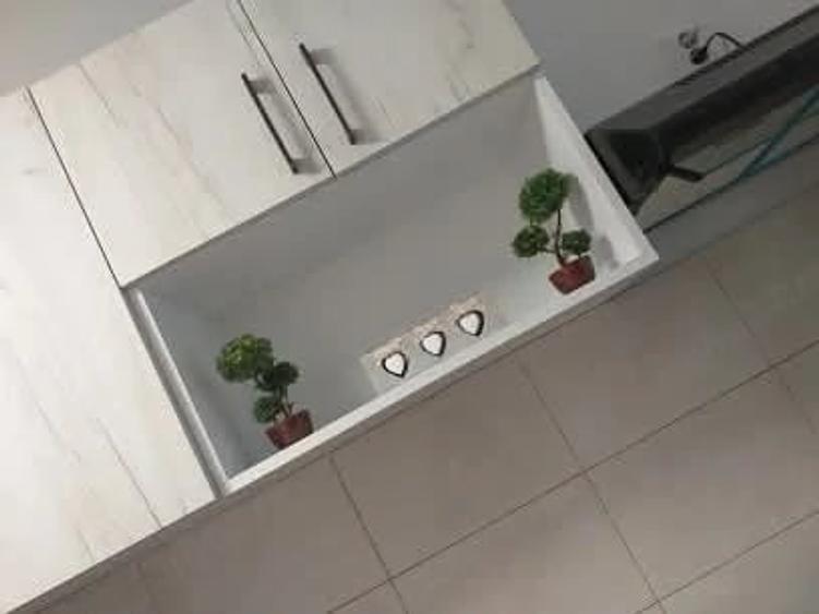Apartament cu 2 camere decomandat în Ozana