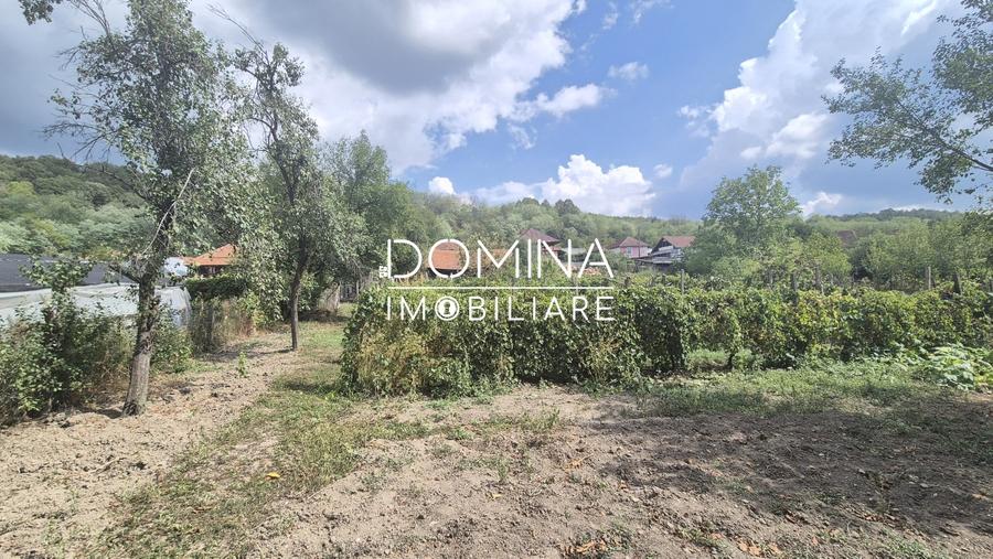 Casă individuală cu 3 camere cu Teren 1565 Mp în Bengești-Ciocadia