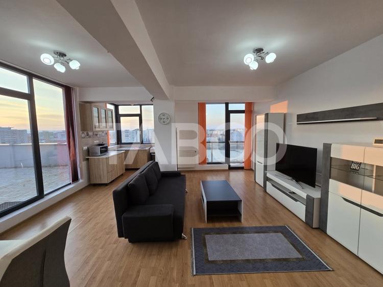 Penthouse cu 3 camere decomandat, mobilat în Mihai Viteazul