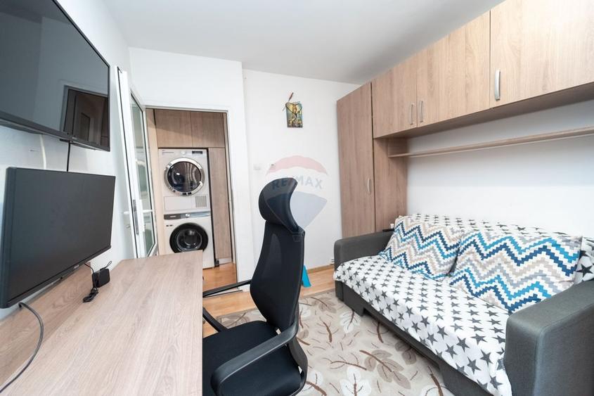 Apartament cu 2 camere semidecomandat în Florilor
