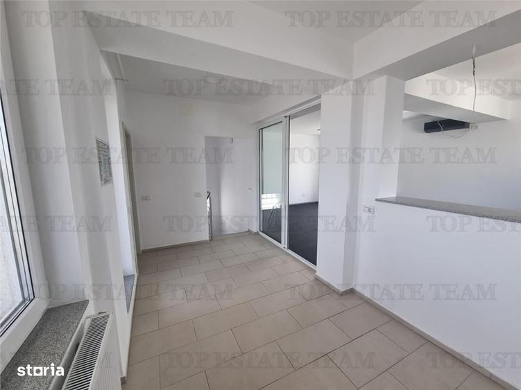 Casă cu 4 camere în Odăile