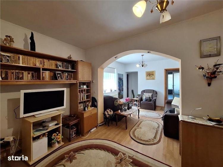 Casă cu 4 camere în Ultracentral