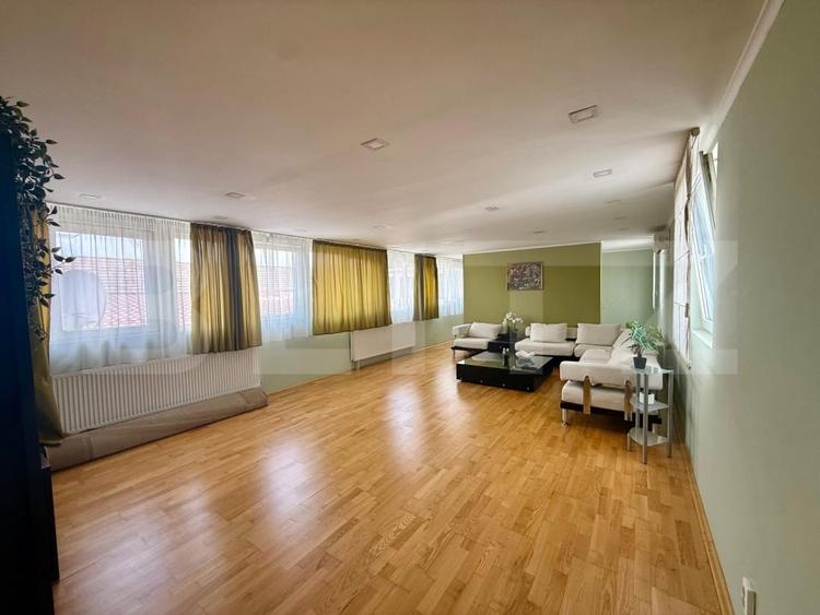 Apartament de vanzare, 140 mp, zona Ultracentral - 1