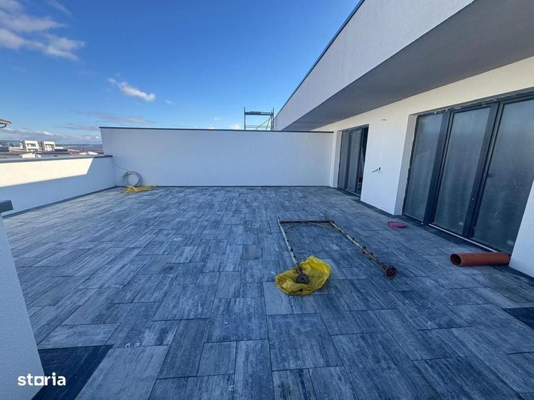 Apartament cu 4 camere în Șelimbăr