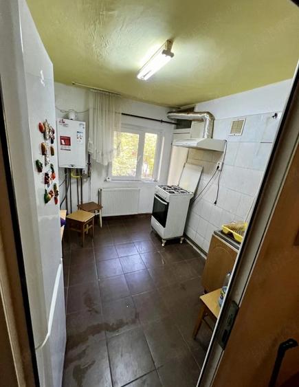 Apartament cu 2 camere decomandat în Steaua