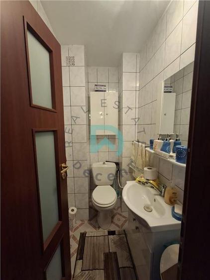 Apartament et 1, Astra, 3 camere, decomandat - 18