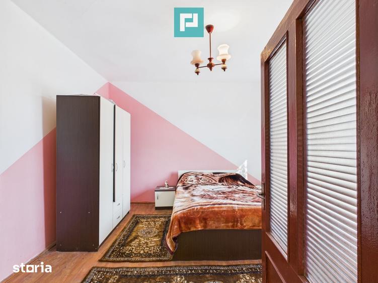 Casă cu 2 camere cu Teren 7204 Mp în Hălmăgel