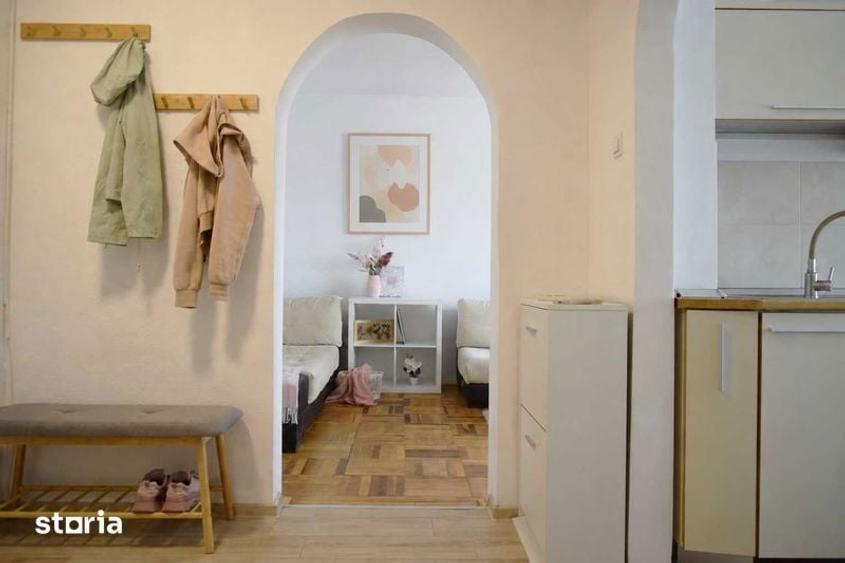 Apartament cu 3 camere în Micro 6