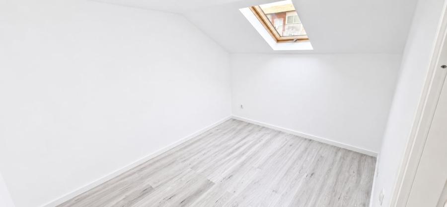 Apartament cu 2 camere decomandat în Exterior Est