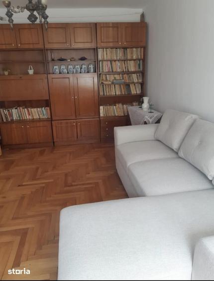 Apartament cu 2 camere decomandat în Burdujeni
