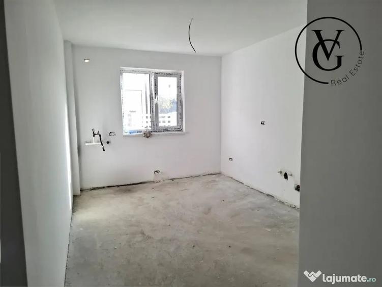 Casă cu 5 camere cu Teren 240 Mp în Valu lui Traian