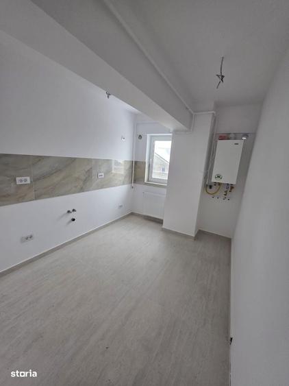 Apartament cu 2 camere decomandat în Socola