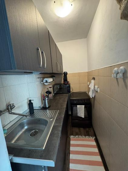 Garsonieră decomandată în Gara de Nord
