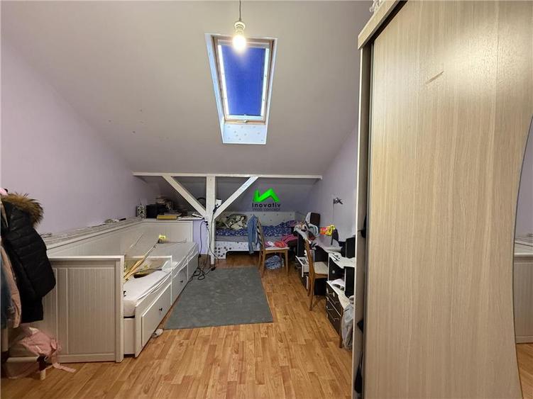 Apartament cu 3 camere decomandat în Șelimbăr — fotografia 3