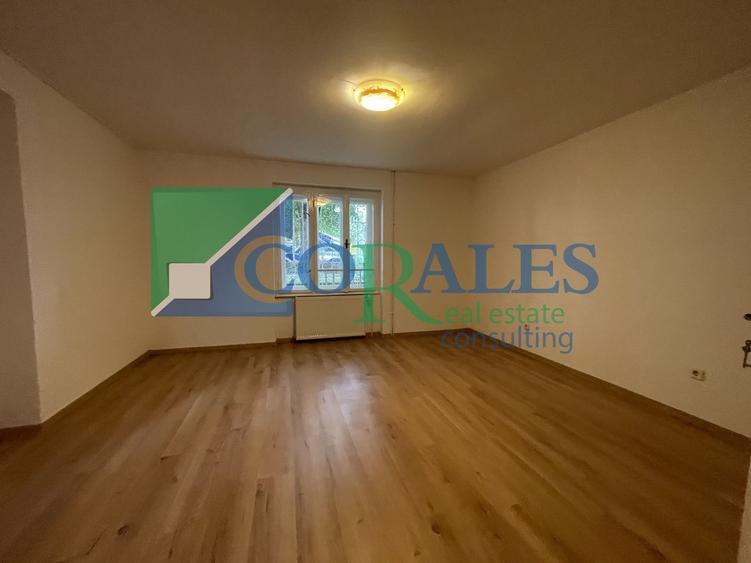 Apartament cu 5 camere semidecomandat în Elisabetin