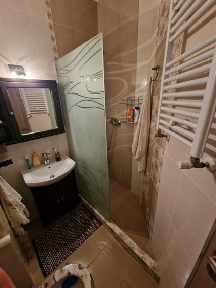 Apartament cu 3 camere decomandat în Copou