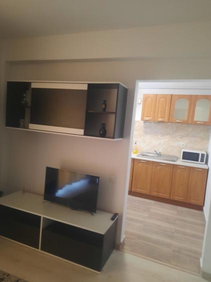 Apartament cu 2 camere decomandat în Florești