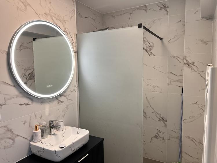Apartament cu 2 camere decomandat, mobilat în Mihai Viteazul