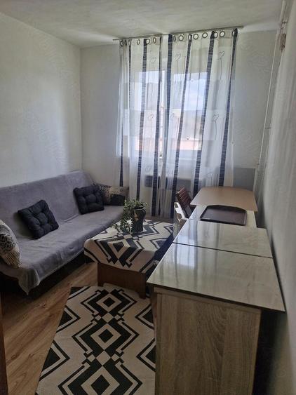 Camera de camin cu baie proprie - 8