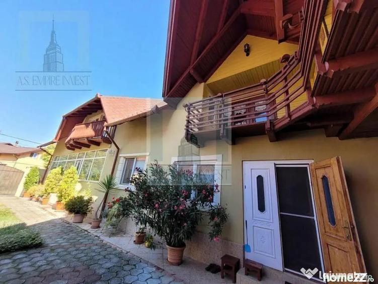 Casă cu 11 camere cu Teren 1000 Mp în Tărlungeni