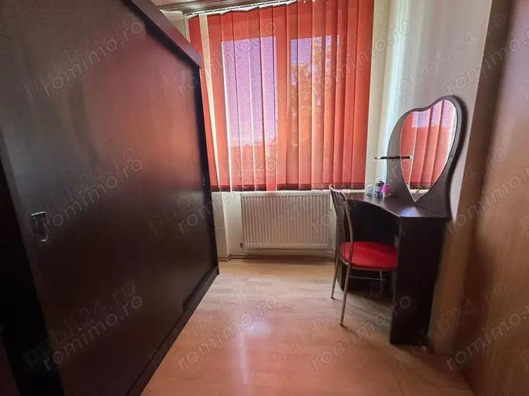 Apartament cu 2 camere decomandat în Calea București