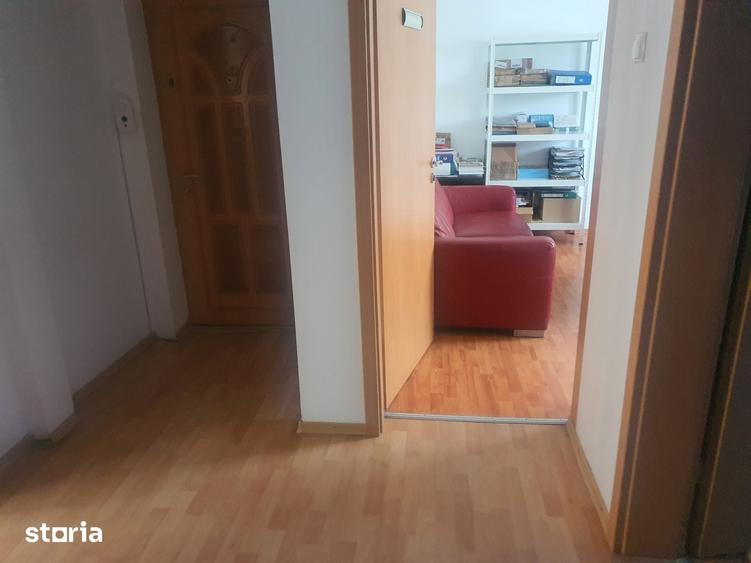 Apartament cu 4 camere în Central