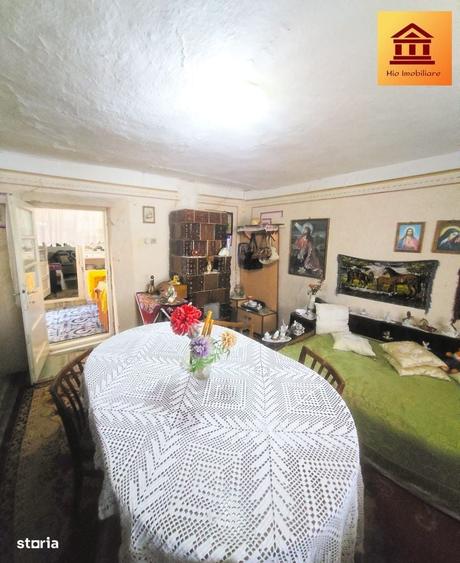 Casă cu 2 camere cu Teren 1475 Mp în Felnac