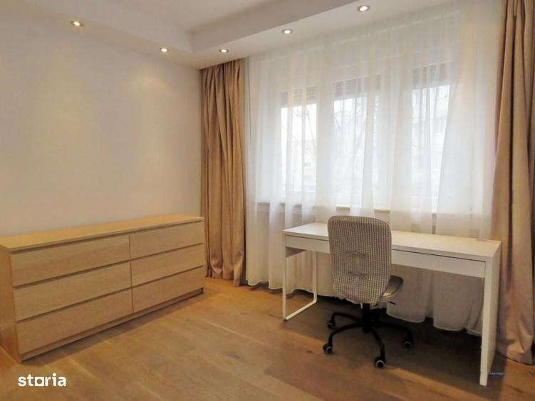 Apartament cu 3 camere decomandat în Domenii