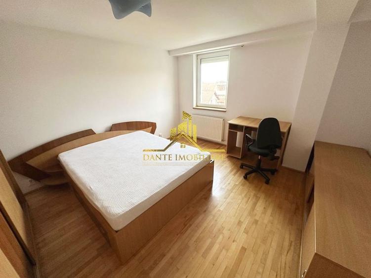 Apartament cu 3 camere semidecomandat, mobilat în Zorilor