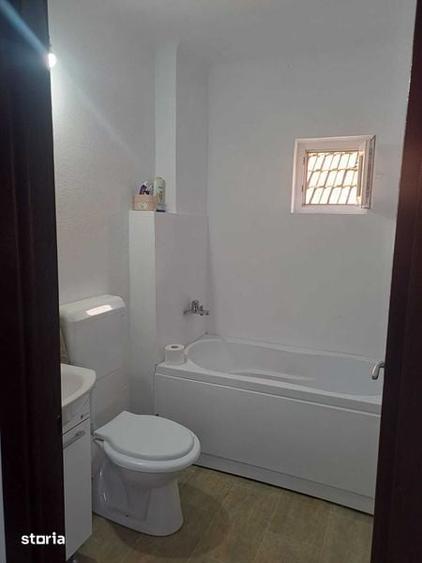 Casă cu 2 camere cu Teren 75 Mp în Lelești