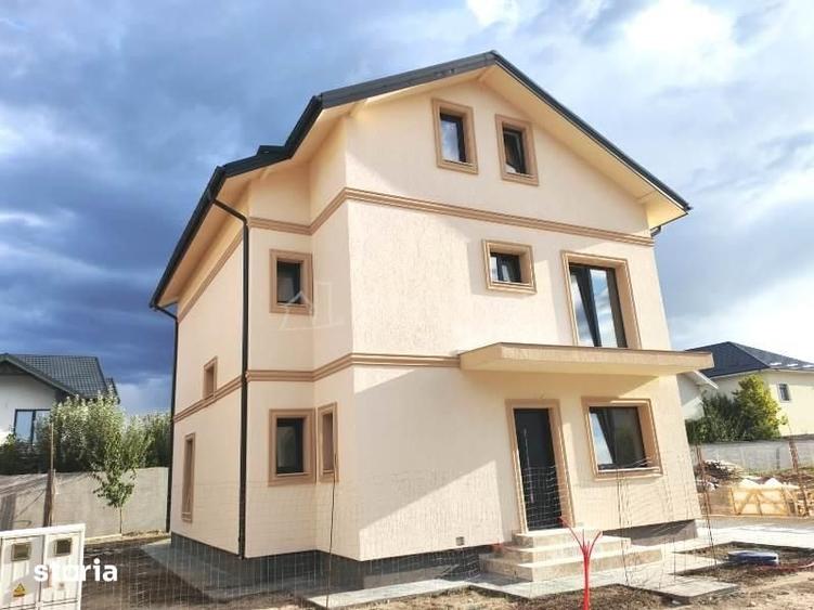 Casă cu 4 camere cu Teren 370 Mp în Central