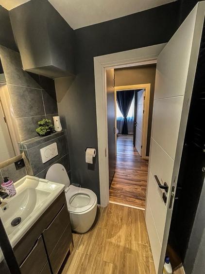 Apartament cu 3 camere în Popoveni