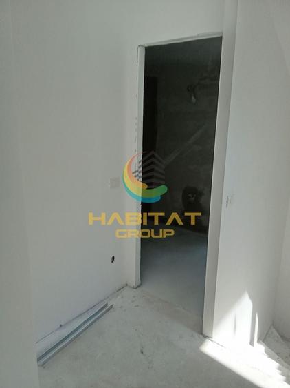 Duplex cu 5 camere cu Canalizare în Central