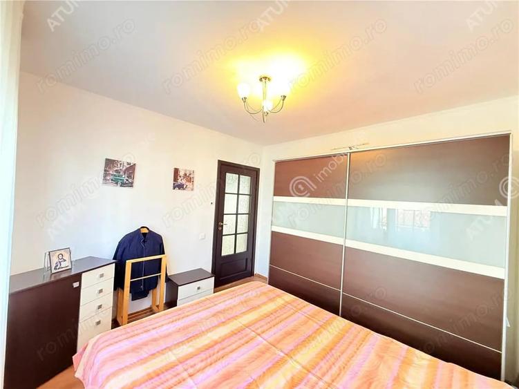 Casă cu 5 camere cu Teren 430 Mp în Central