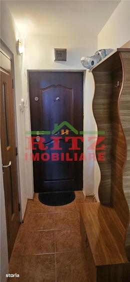 Apartament cu 2 camere nedecomandat în Central