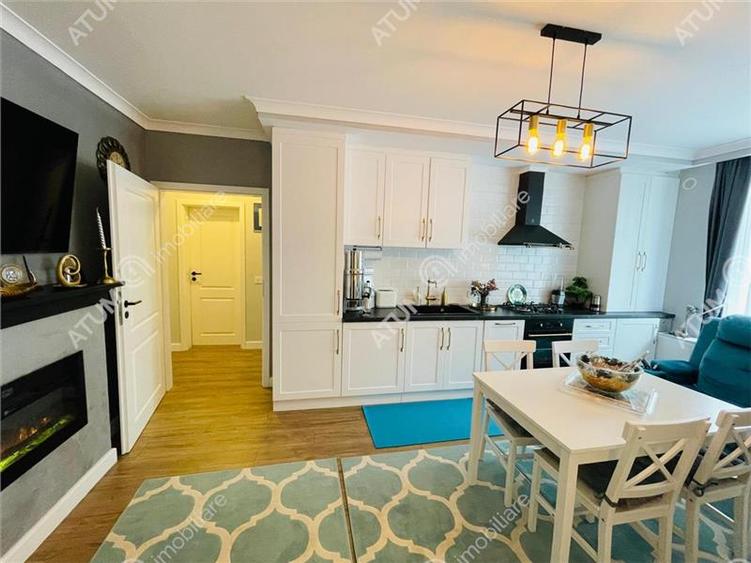 Apartament cu 3 camere decomandat, mobilat în Șelimbăr