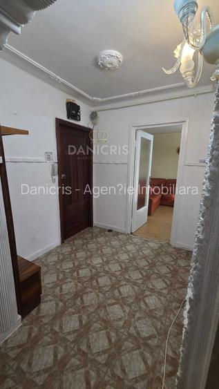 Apartament 2 camere Tomis Nord zona Rovere | Decomandat | Boxa