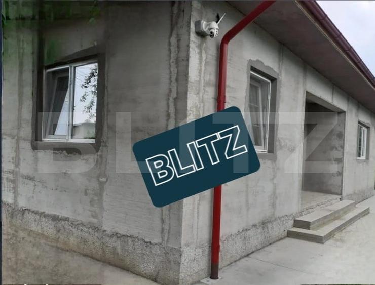 Casă individuală cu 3 camere cu Canalizare în Vadu Săpat